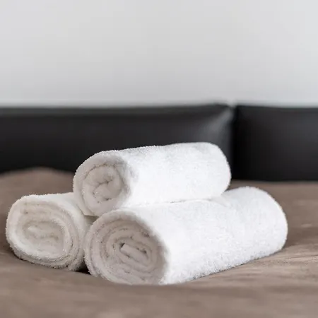 Deluxe Amsterdam 02 By Bookinghost 克拉科夫