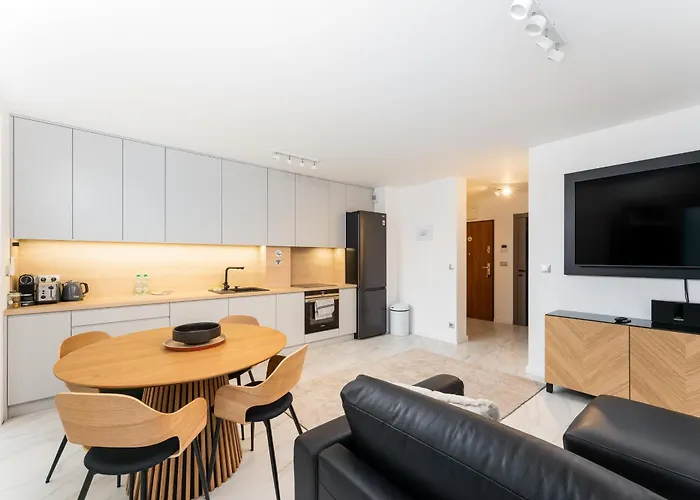 Deluxe Amsterdam 02 By Bookinghost *